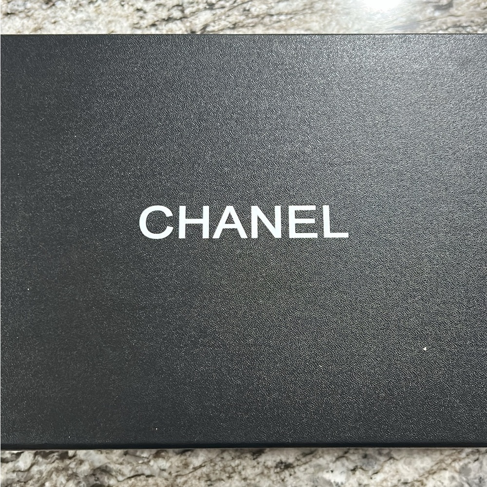 Chanel CC Logo Sneaker ‘White Silver’ size 46(us13) brand new - Picture 7 of 7